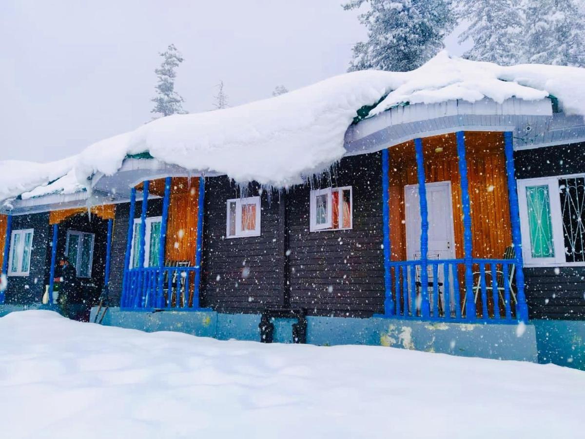 Pine View Resort Gulmarg Exterior photo