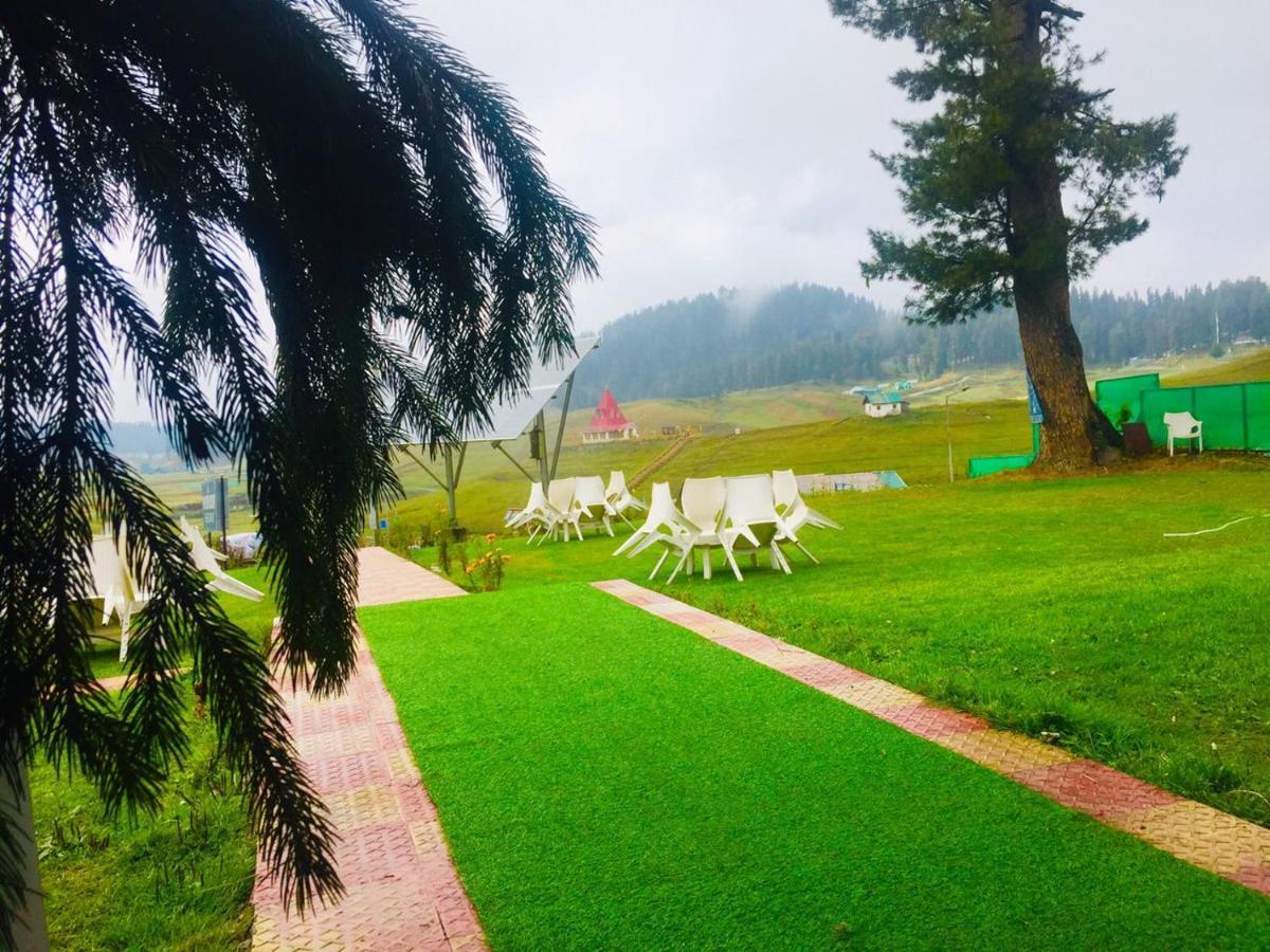 Pine View Resort Gulmarg Exterior photo