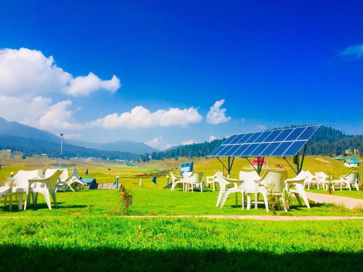 Pine View Resort Gulmarg Exterior photo