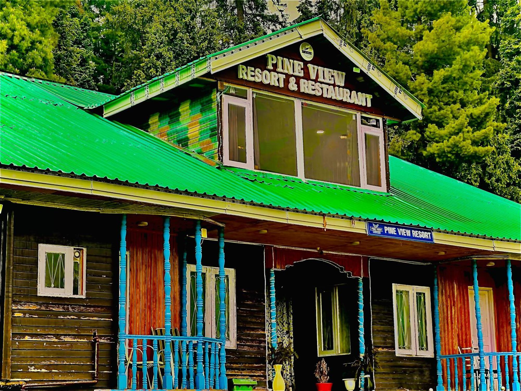 Pine View Resort Gulmarg Exterior photo